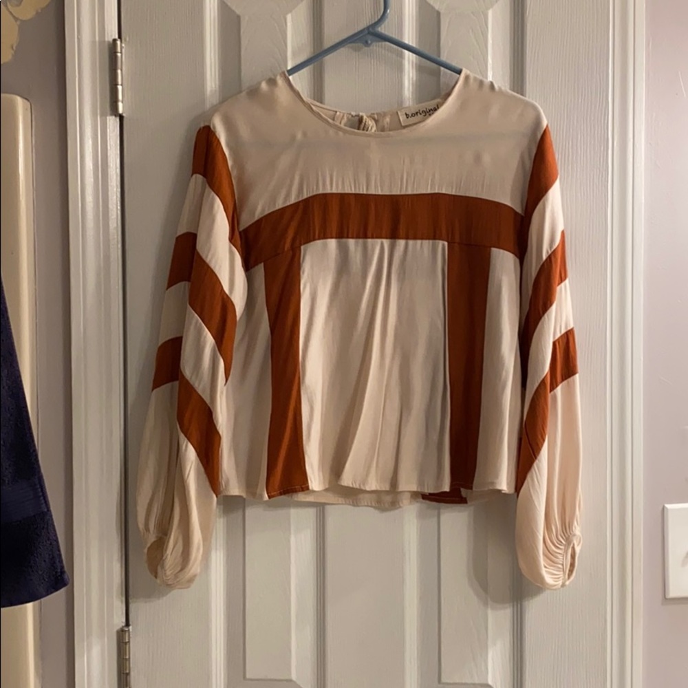 Boutique Long sleeve cream blouse